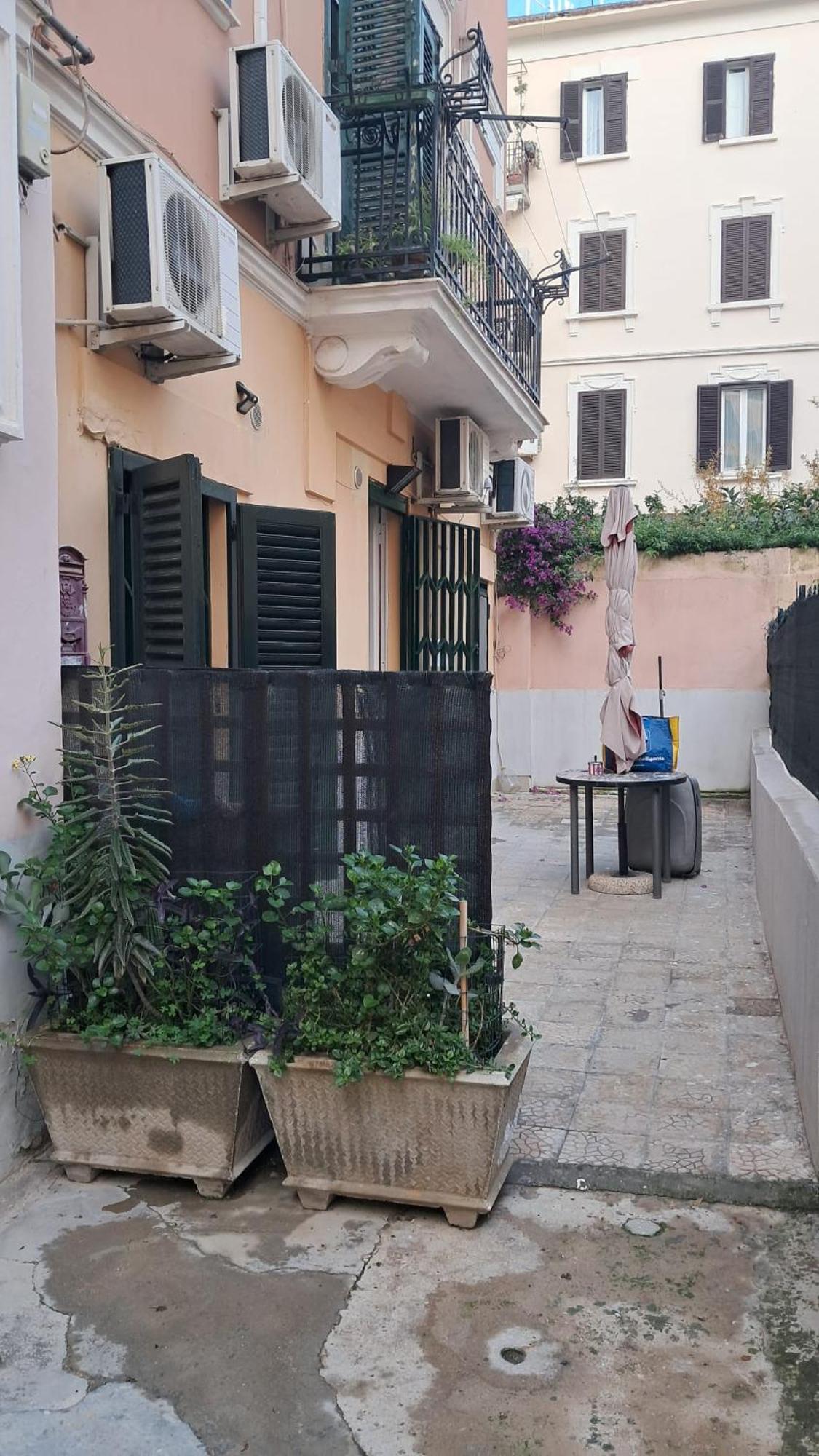 Dimoramadonnella Apartment Bari Exterior photo